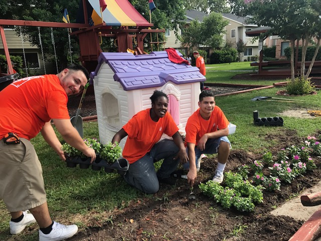 Home Depot Day of Caring at Bonita House